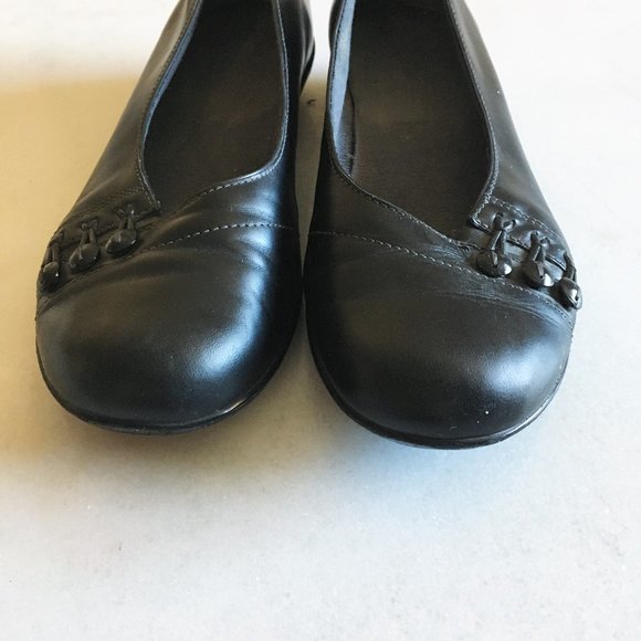 Worn once! Like new Clarks women's black leather flats shoes, great support - Picture 3 of 10